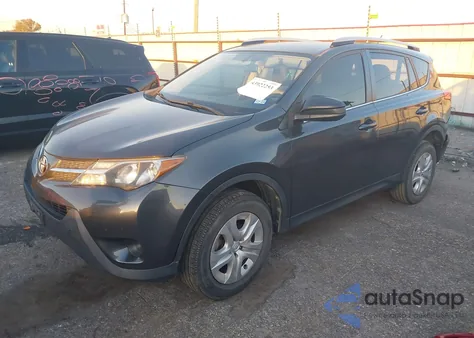 2015 Toyota Rav4 Le z USA, uszkodzony, nr VIN JTMZFREV9FD047818